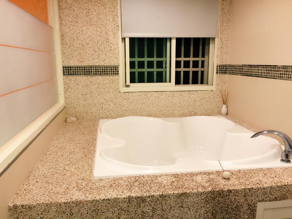 Fall In Love Karuizawa Hostel 埔里 エクステリア 写真