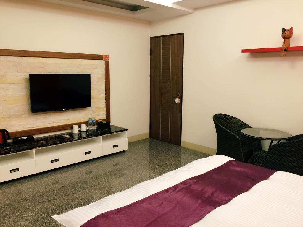 Fall In Love Karuizawa Hostel 埔里 エクステリア 写真