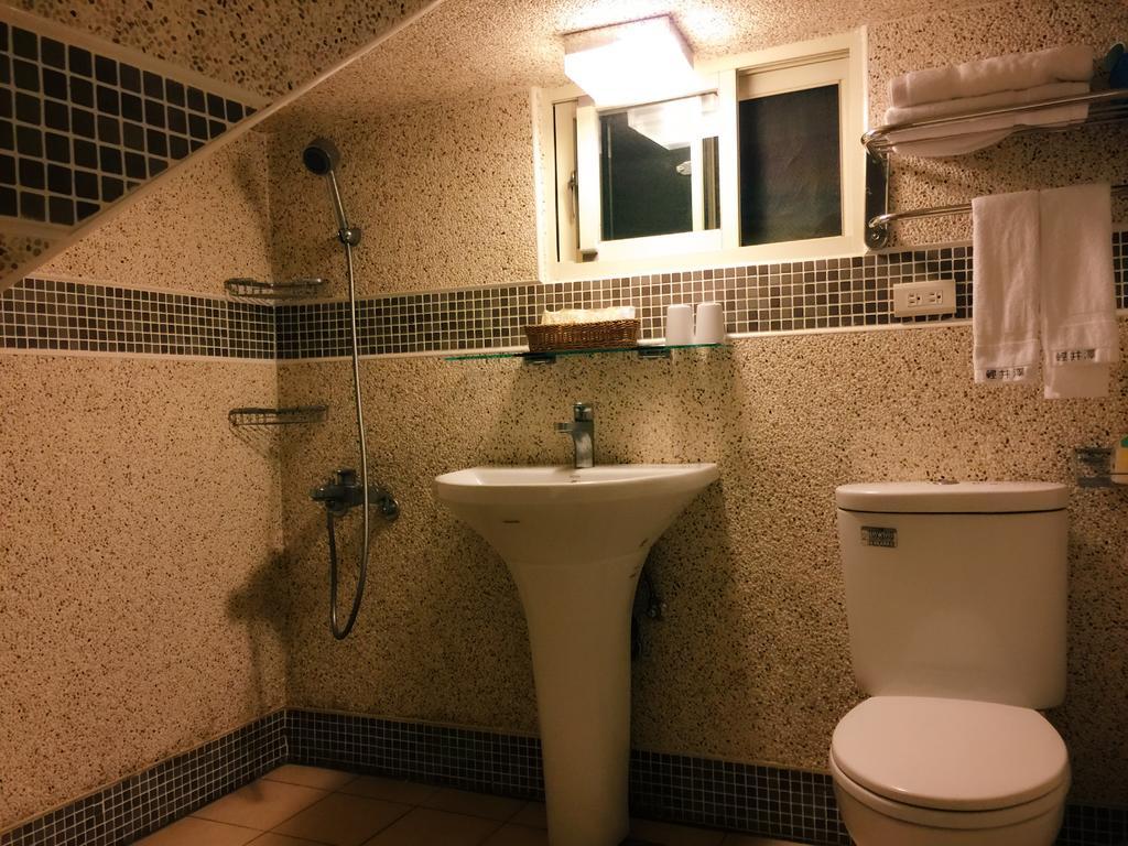 Fall In Love Karuizawa Hostel 埔里 エクステリア 写真