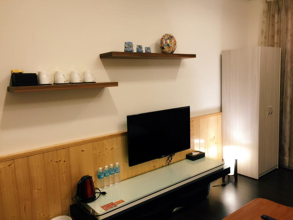 Fall In Love Karuizawa Hostel 埔里 エクステリア 写真